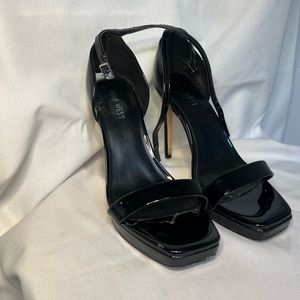 NINE WEST HEELS SIZE 7 WOMEN👠👠👠
